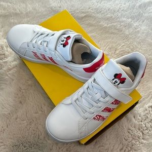 Adidas Girls' Essentials Grand Court Disney Minnie Mouse Casual Shoes